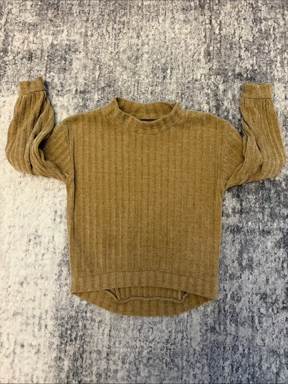 Old Navy Ribbed Mock Neck Sweater in dark Mustard size 5T